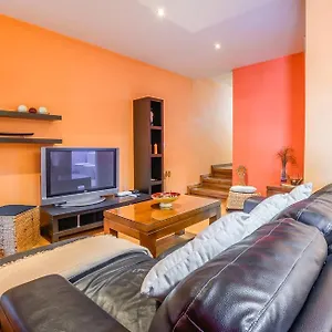 Apartamento Bonito Apartamento En El Centro De Muy Cerca De Sevilla, Alcalá de Guadaira